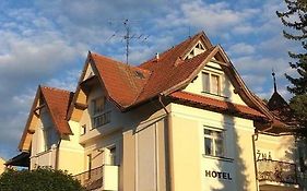 Hotel Lužná